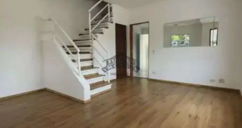 Casa Sobrado à venda no Condomínio Vale dos Ipês no Jardim Ipês em Cotia - SP