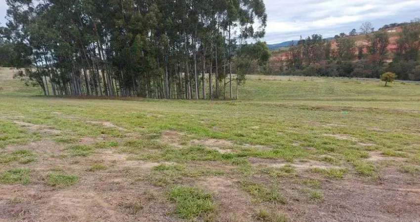 Terreno alto padrão à venda no Condomínio Boa Vista Village em Porto Feliz - SP.