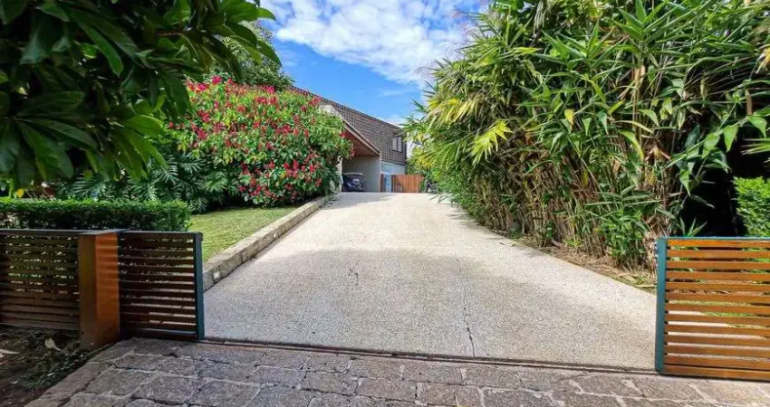 Casa Sobrado à Venda no Condomínio Fazenda Boa Vista em Porto Feliz - SP