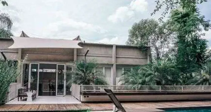 Casa de condomínio para venda possui 416 metros quadrados com 4 quartos em Tamboré - Barueri - SP