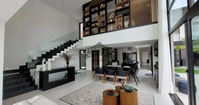 Casa Sobrado alto padrão à venda no Condomínio Reserva Santa Maria em Jandira - SP