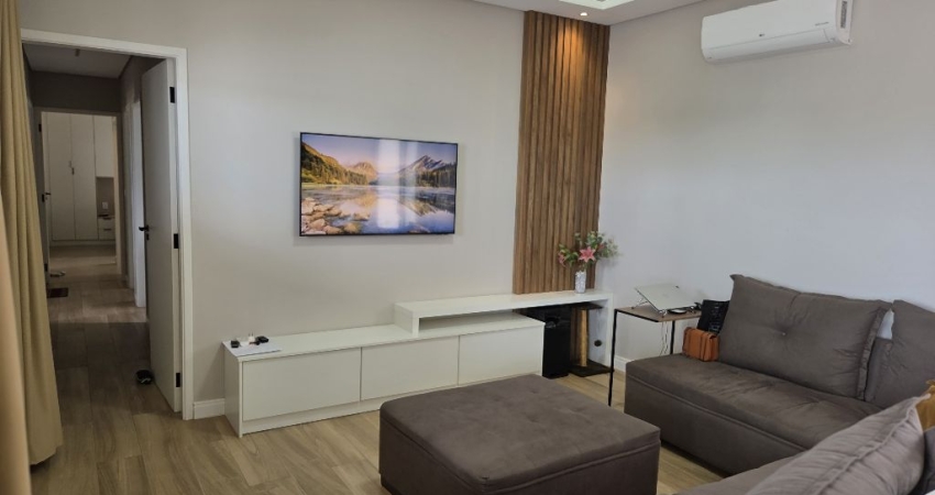 Casa alto padrão à venda no condomínio Residencial Maria Dulce em Indaiatuba - SP.