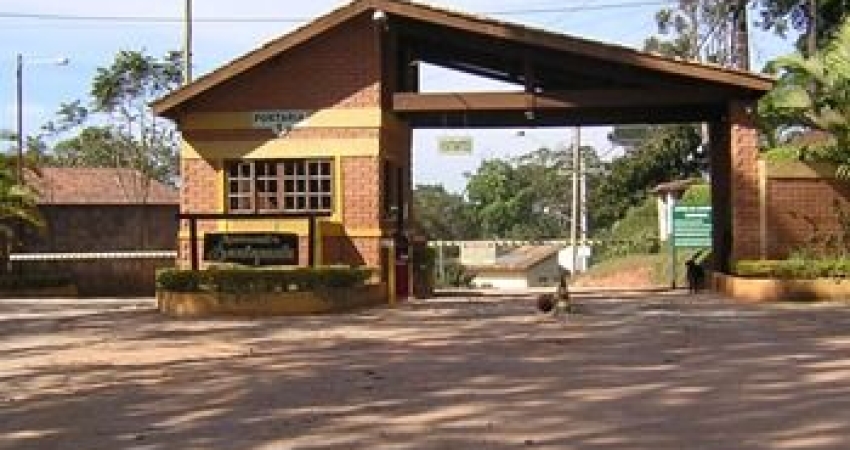 Terreno à venda na Associação Condominial Santa Paula no Jardim Santa Paula em Cotia - SP.