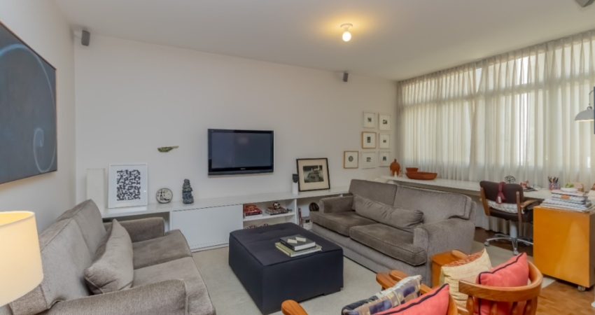 Apartamento à venda no Edifício Cisne no Jardim Paulista - SP