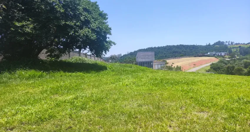 Terreno alto padrão à venda no condomínio Fazenda Dona Carolina em Itatiba - SP