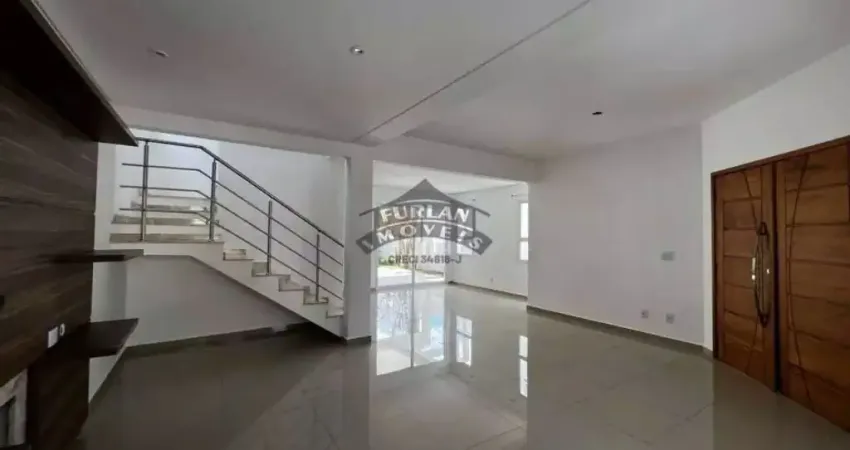 Casa Sobrado alto padrão à venda no Condomínio Palm Hills no Jardim do Rio Cotia em Cotia - SP