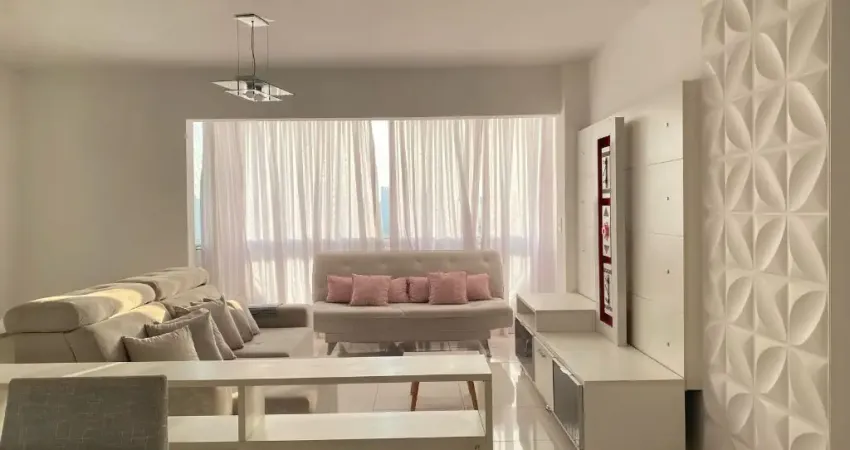 Apartamento alto padrão à venda no condomínio Athenas Garden na Vila Clementino em São Paulo - SP.