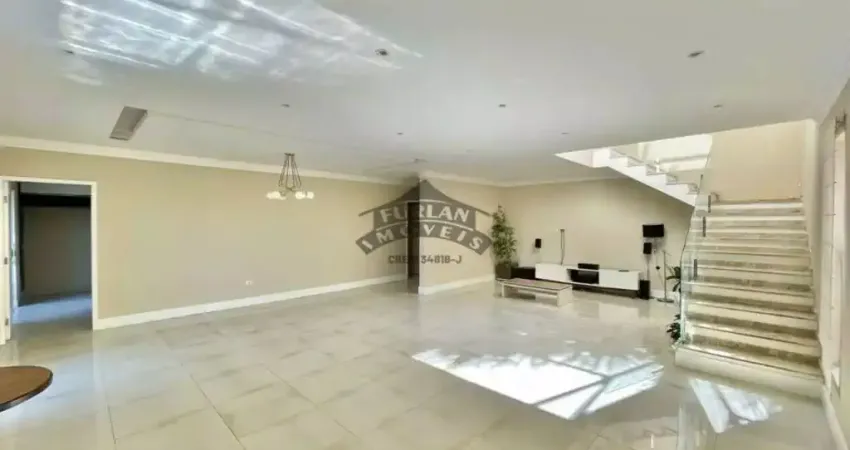 Casa Sobrado alto padrão à venda no Condomínio Quintas de São Fernando em Pitas em Cotia - SP