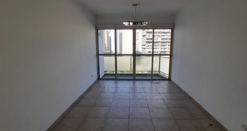 Apartamento alto padrão à venda no edifício Villa D Este na Vila Nova Conceição - SP.
