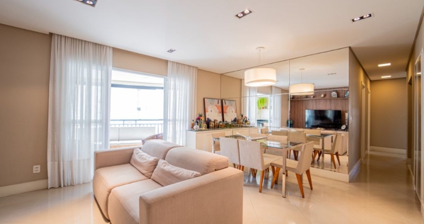 Apartamento alto padrão à venda no condomínio Pátio Figueira na Vila Mascote em São Paulo - SP.