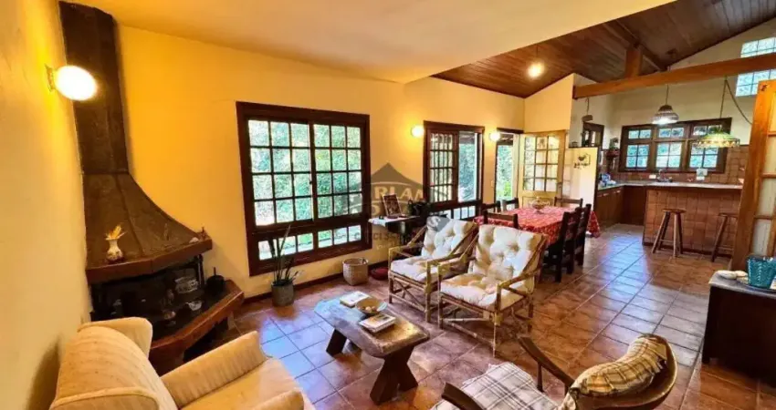 Casa Sobrado alto padrão à venda no Condomínio Paisagem Renoir no Paisagem Renoir em Cotia - SP