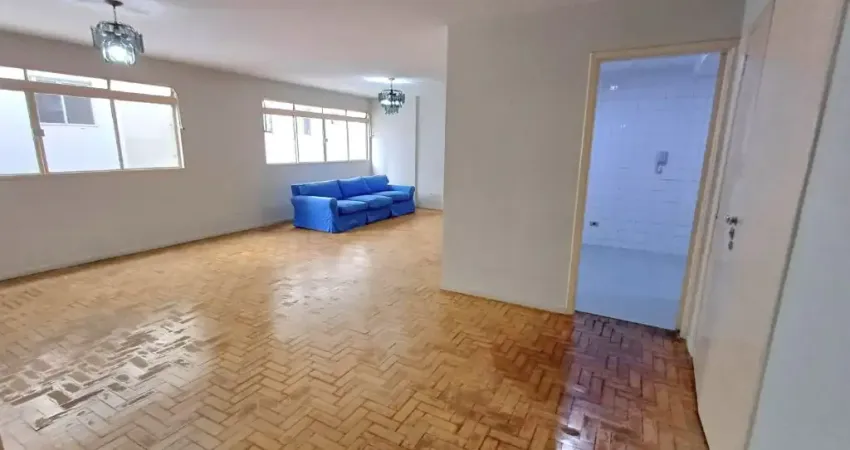 Apartamento à venda no Edifício São Jorge em Itaim Bibi em São Paulo - SP