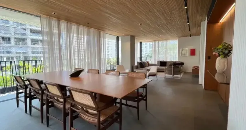 Apartamento alto padrão à venda no Condomínio Leopoldo 1201 em Itaim Bibi em São Paulo - SP