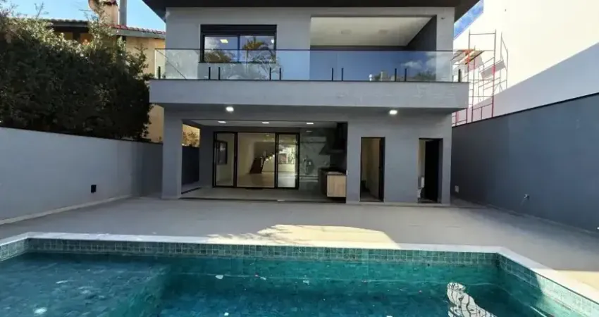 Sobrado à venda no Alphaville Residencial 3 em Santana de Parnaíba - SP