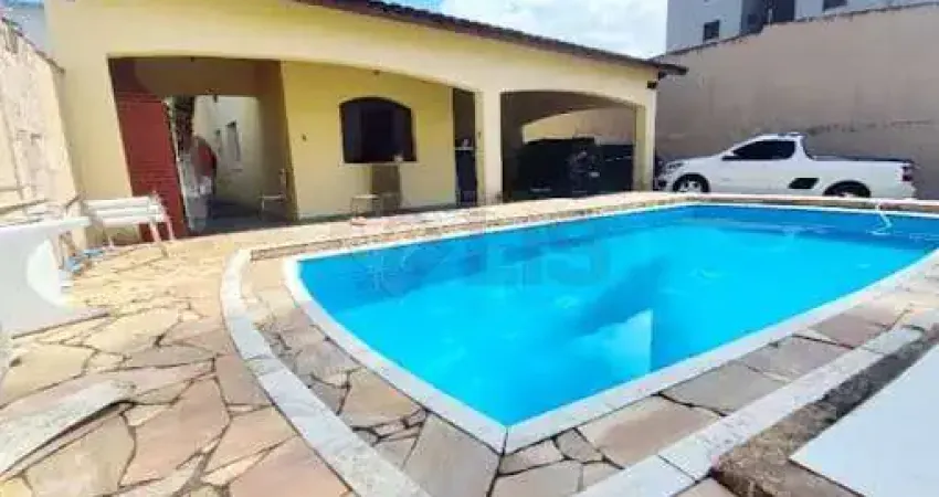 Casa à venda 3 Quartos, 1 Suite, 7 Vagas, 285M², Prainha, Caraguatatuba - SP