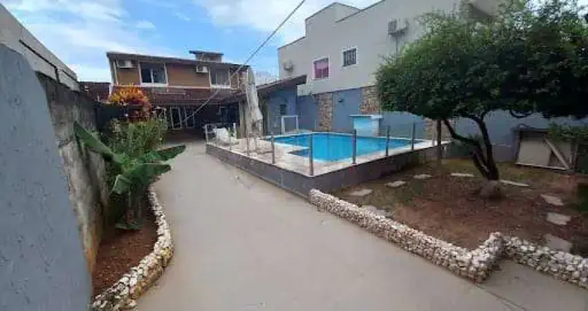 Casa à venda 3 Quartos, 6 Vagas, 244M², Martim de Sá, Caraguatatuba - SP