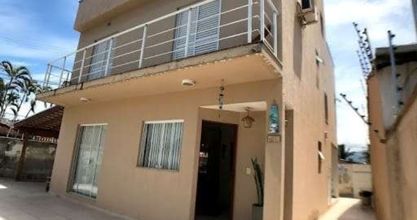 Casa à venda 3 Quartos, 3 Suites, 256M², Praia das Palmeiras, Caraguatatuba - SP