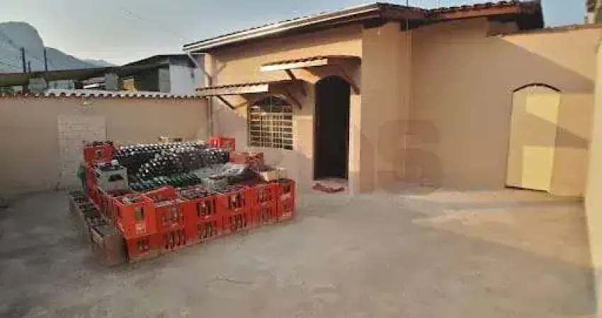 Casa à venda 2 Quartos, 1 Suite, 2 Vagas, 245M², Poiares, Caraguatatuba - SP