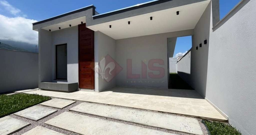 Casa à venda 3 Quartos, 1 Suite, 3 Vagas, 116M², Massaguaçu, Caraguatatuba - SP