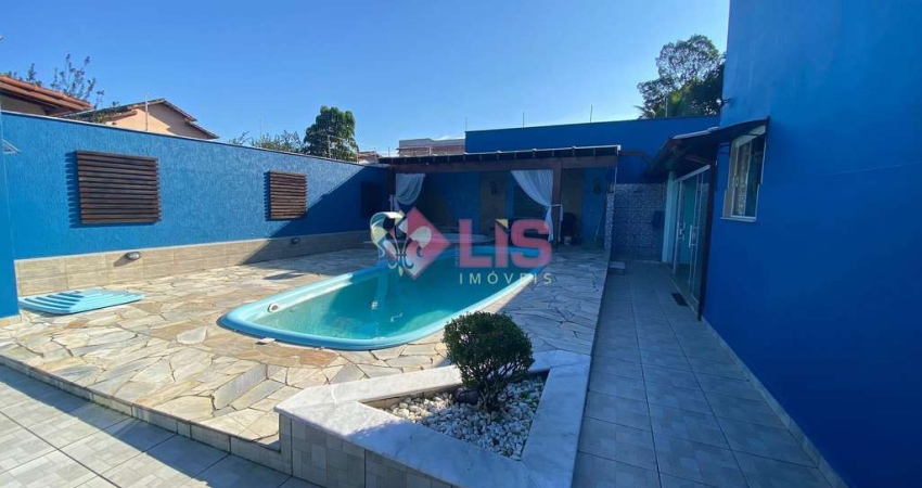 CASA DE ALTO PADRÃO NO JARDIM BRITÂNIA – UM LUXO À SUA ESPERA!