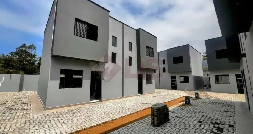 Casa à venda 2 Quartos, 1 Vaga, 75M², Capricórnio II, Caraguatatuba - SP