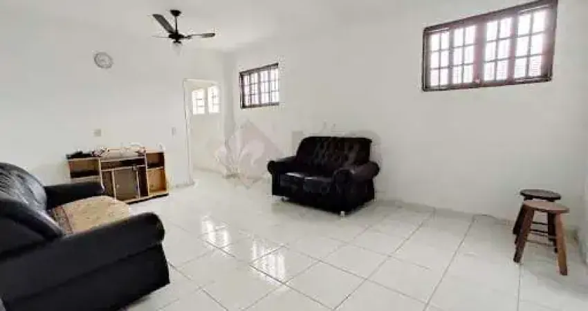 Casa à venda 3 Quartos, 1 Suite, 1 Vaga, 130M², Massaguaçu, Caraguatatuba - SP