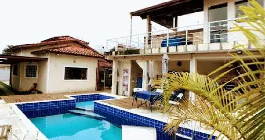 Casa à venda 3 Quartos, 2 Suites, 4 Vagas, 126M², Jardim Britânia, Caraguatatuba - SP