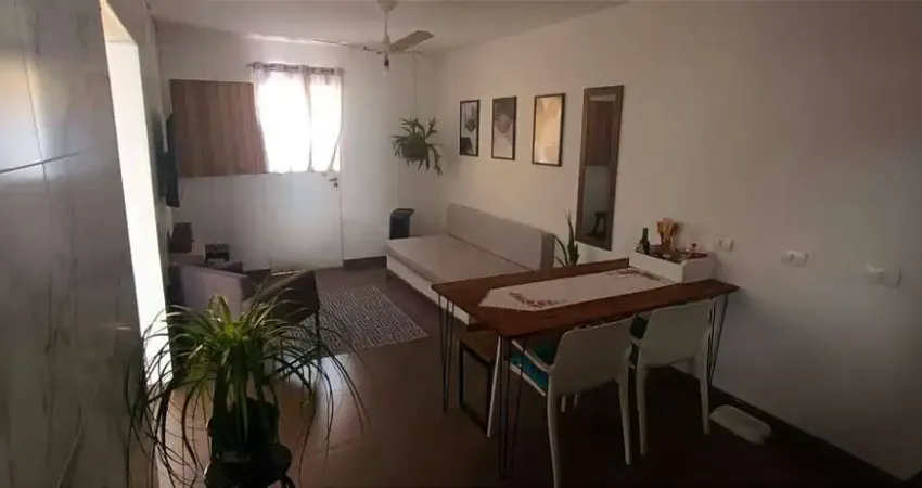 Oportunidade Única: Casa Térrea em Condomínio na Martim de Sá | Aceita Permuta!