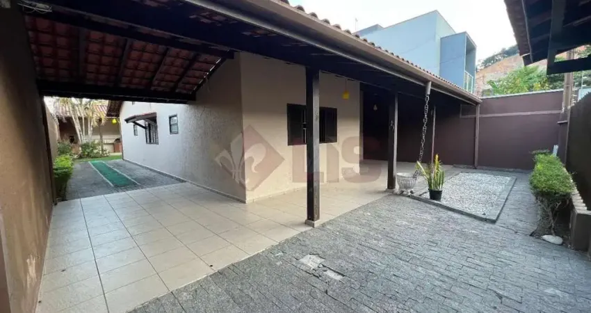 Casa para Locação 3 Quartos, 1 Suites, mais Edícula 4 Vagas, 120M², Cidade Jardim, Caraguatatuba - SP