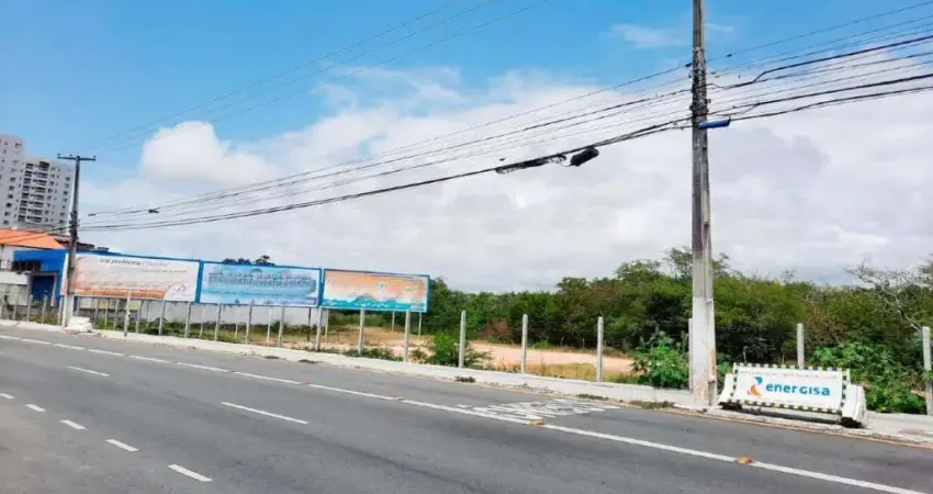 Terreno na Avenida Beira Mar em frente ao Parque dos Cajueiros