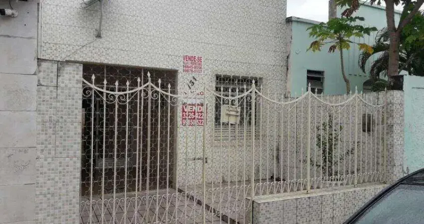 Casa à venda, 4 quartos, 1 suíte, 1 vaga, Cirurgia - Aracaju/SE