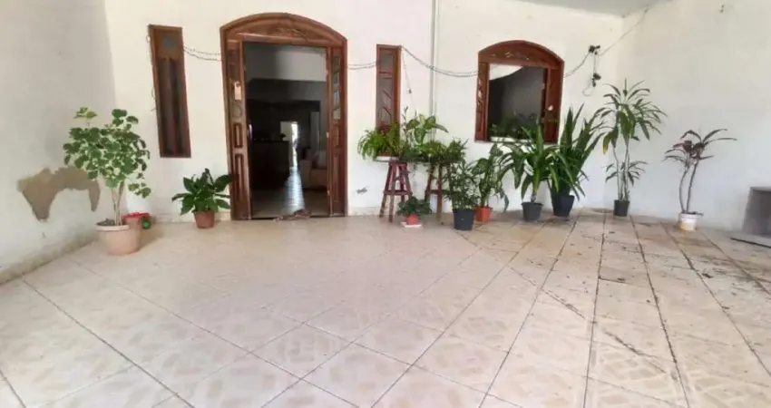 Casa com 3 quartos à venda na Rua F, Santos Dumont, Aracaju