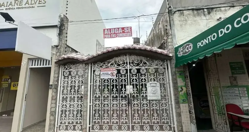 Casa Duplex para Aluguel na Avenida Dr. Airton Teles - Itabaiana/SE