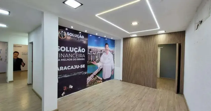 Prédio Comercial de esquina com estacionamento no Salgado Filho