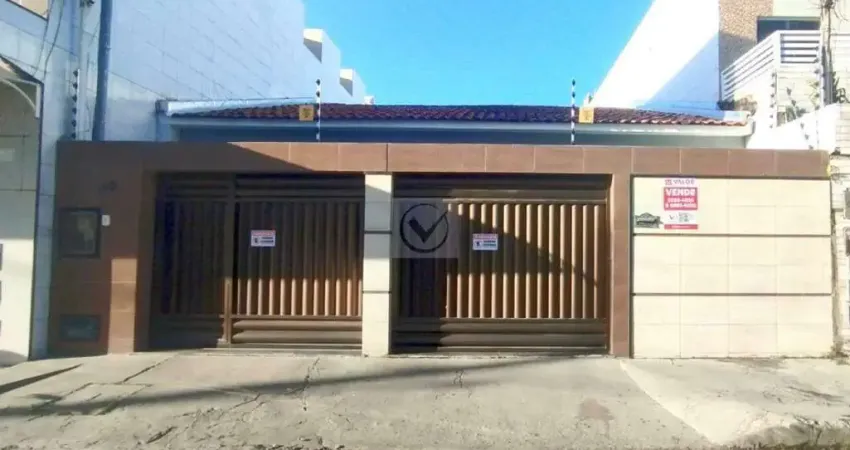 Casa com 3 quartos à venda na Rua Arnaldo Maciel de Andrade, Farolândia, Aracaju