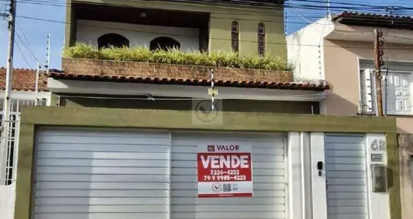 Venda - Casa Ampla e Versátil no Coração do Bairro Suíssa! A 100m da Hermes Fontes!