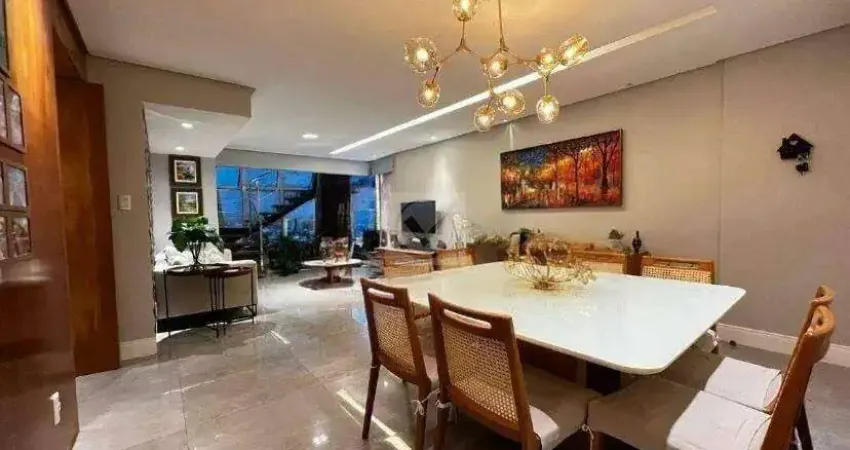 Onde a Sofisticação encontra o Horizonte: Cobertura Duplex na Mansão Edith Piaf