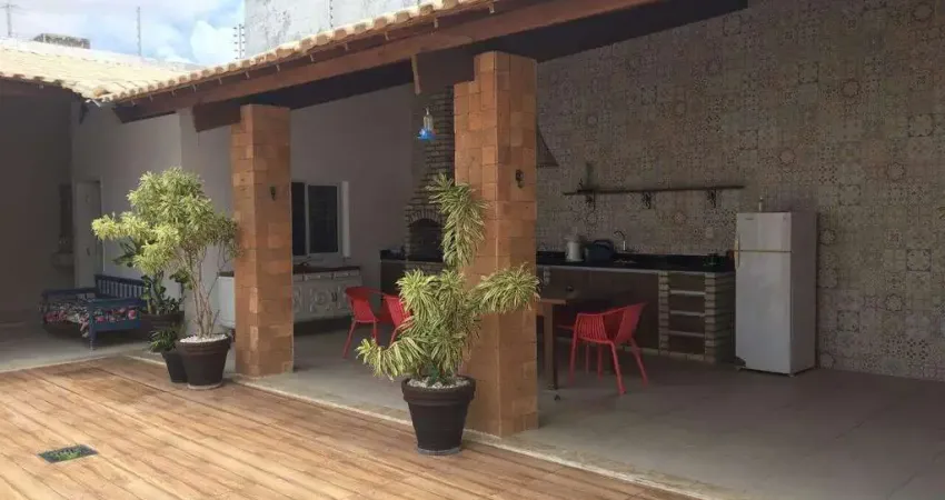 Casa com 3 quartos à venda na Rua Rosalina, 446, Farolândia, Aracaju
