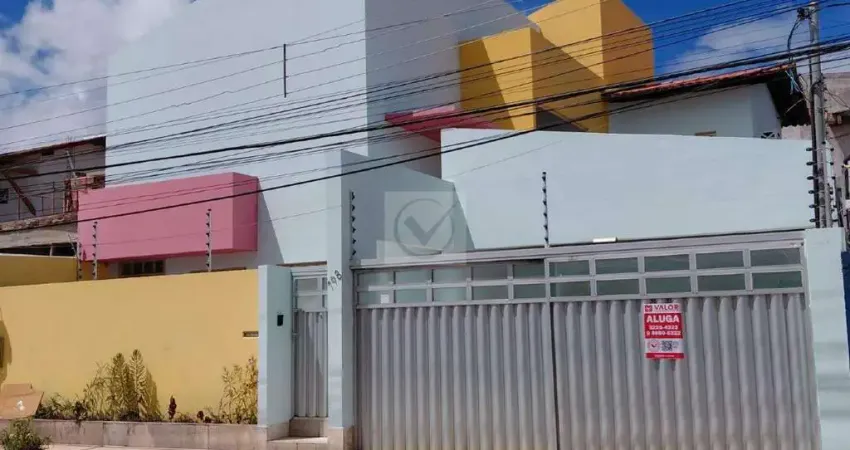 O refúgio urbano que sua família sempre sonhou! Casa de andar,