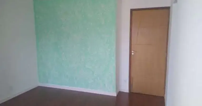 Apartamento para venda possui 50 metros quadrados com 2 quartos