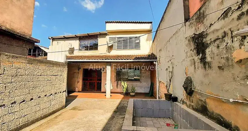 Casa à venda na Avenida Inês Garcia, 401, Benfica, Juiz de Fora