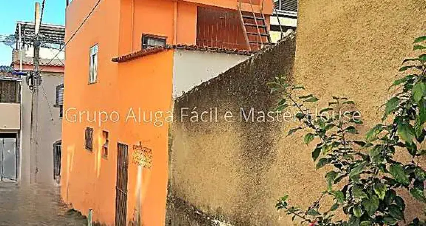 Casa com 3 quartos à venda na Rua Energina Ernesto Guilherme, 78, Lourdes, Juiz de Fora