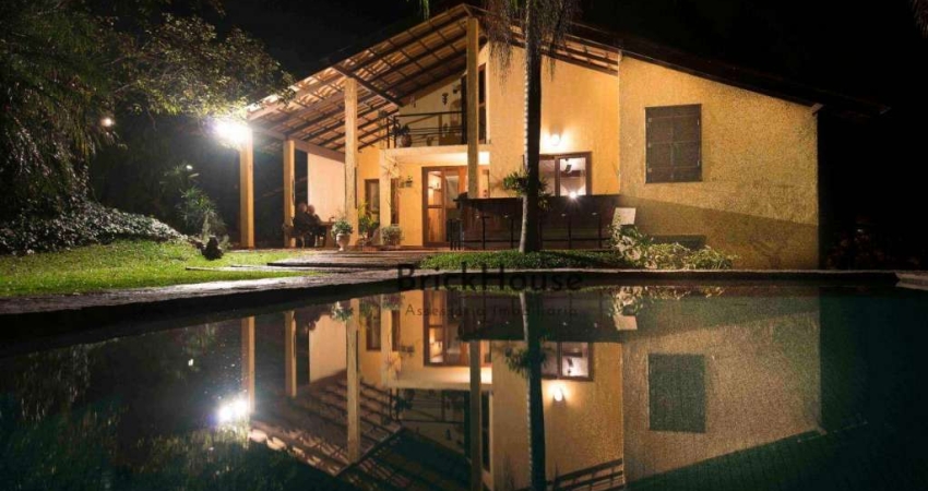 Chácara com 4 suites à venda, 380 m² por R$ 2.100.000 - Condomínio Porta do Sol - Mairinque/SP