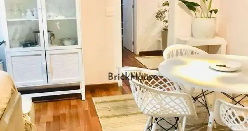 Casa com 3 dormitórios à venda, 375 m² por R$ 1.600.000 - Patrimônio do Carmo - São Roque/SP