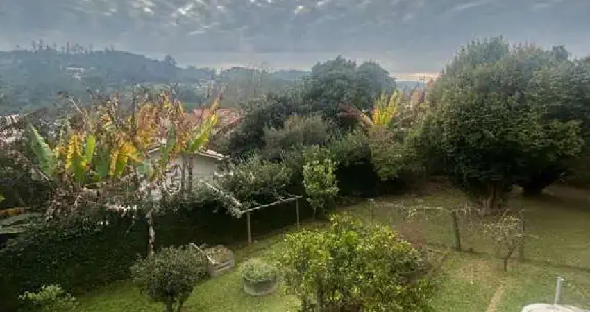 Casa com 3 dormitórios, 403 m² - venda por R$ 950.000,00 ou aluguel por R$ 4.800,00/mês - São João Novo - São Roque/SP