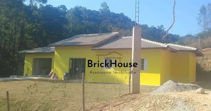 Casa com 3 dormitórios à venda por R$ 500.000 - Dona Catarina - Mairinque/SP