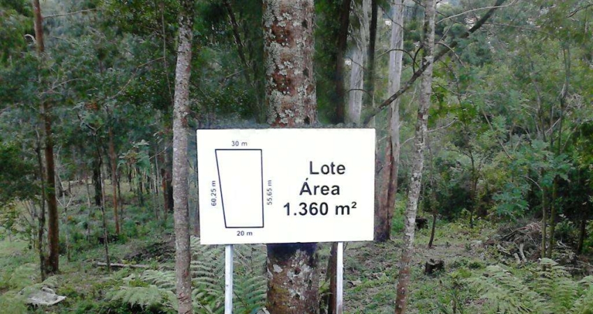 Terreno à venda no Bairro Três Pinheiros com 1360 m² de área privativa