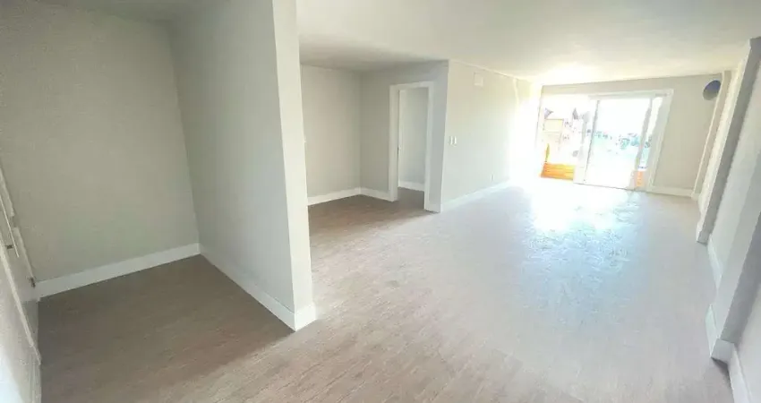 Apartamento 02 Dorm. à venda no Bairro Centro com 105 m² de área privativa - 1 vaga de garagem