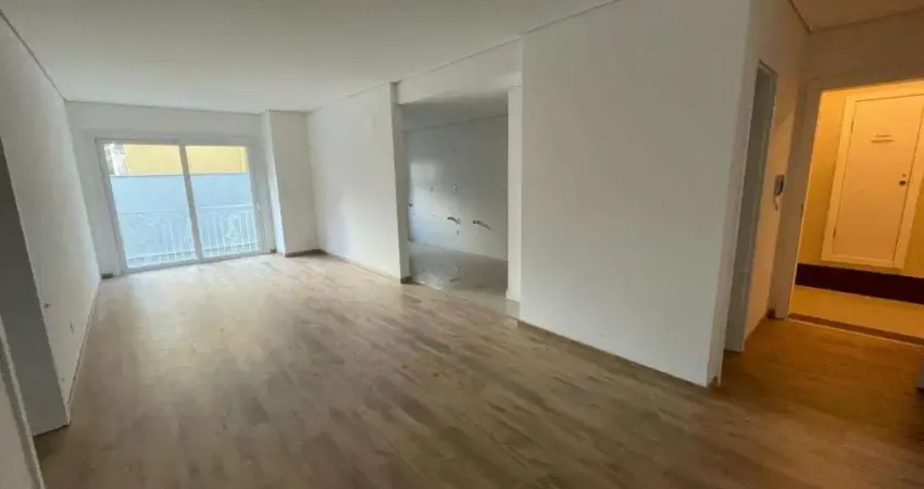 Apartamento 02 dorm. à venda no bairro centro com 83 m² de área privativa - 1 vaga de garagem