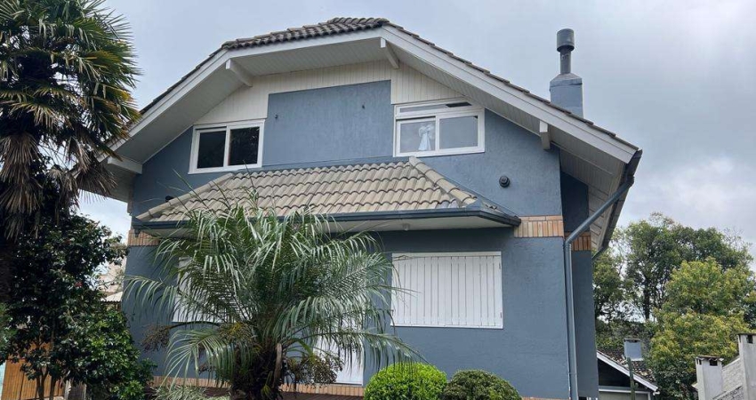 Casa 04 Dorm. à venda no Bairro Santa Terezinha com 256 m² de área privativa - 1 vaga de garagem